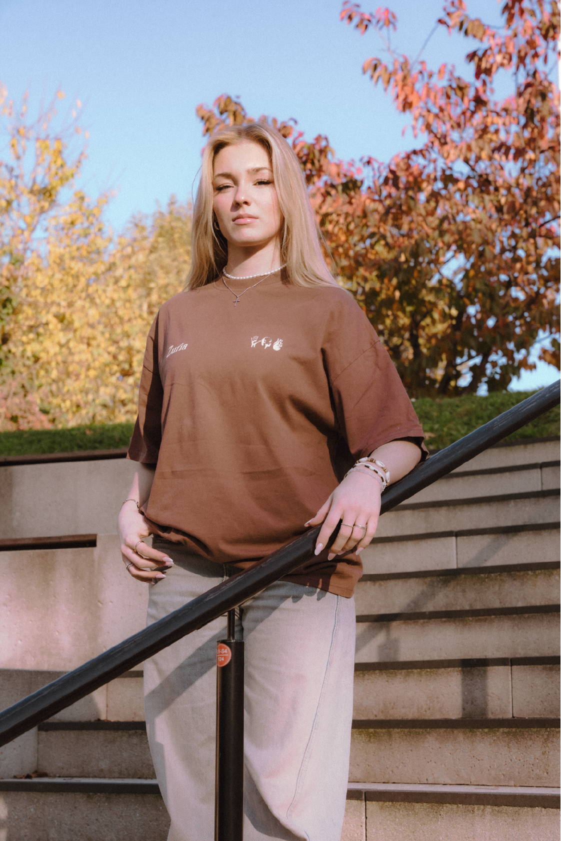 brown tee